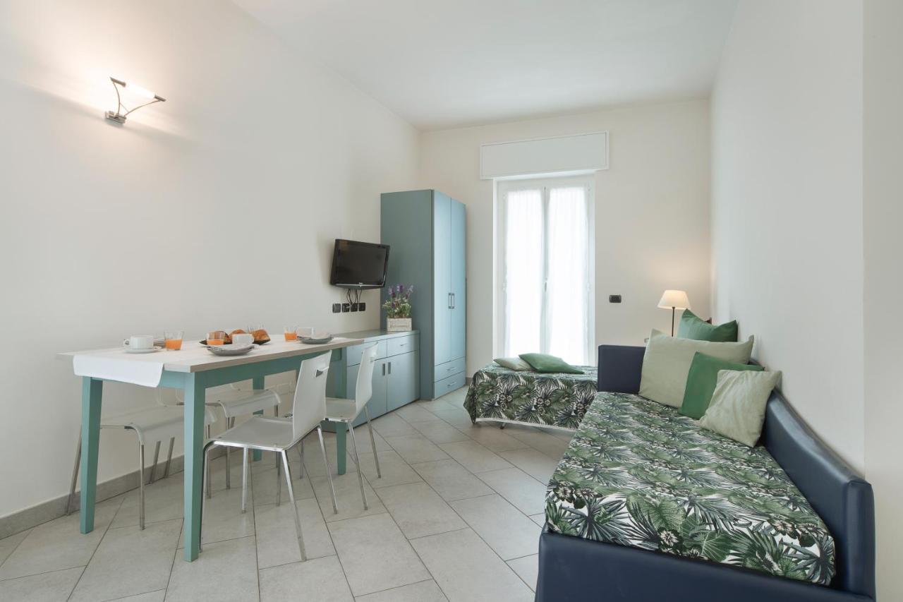 Hotel Residence Laigueglia Free Parking Exteriör bild